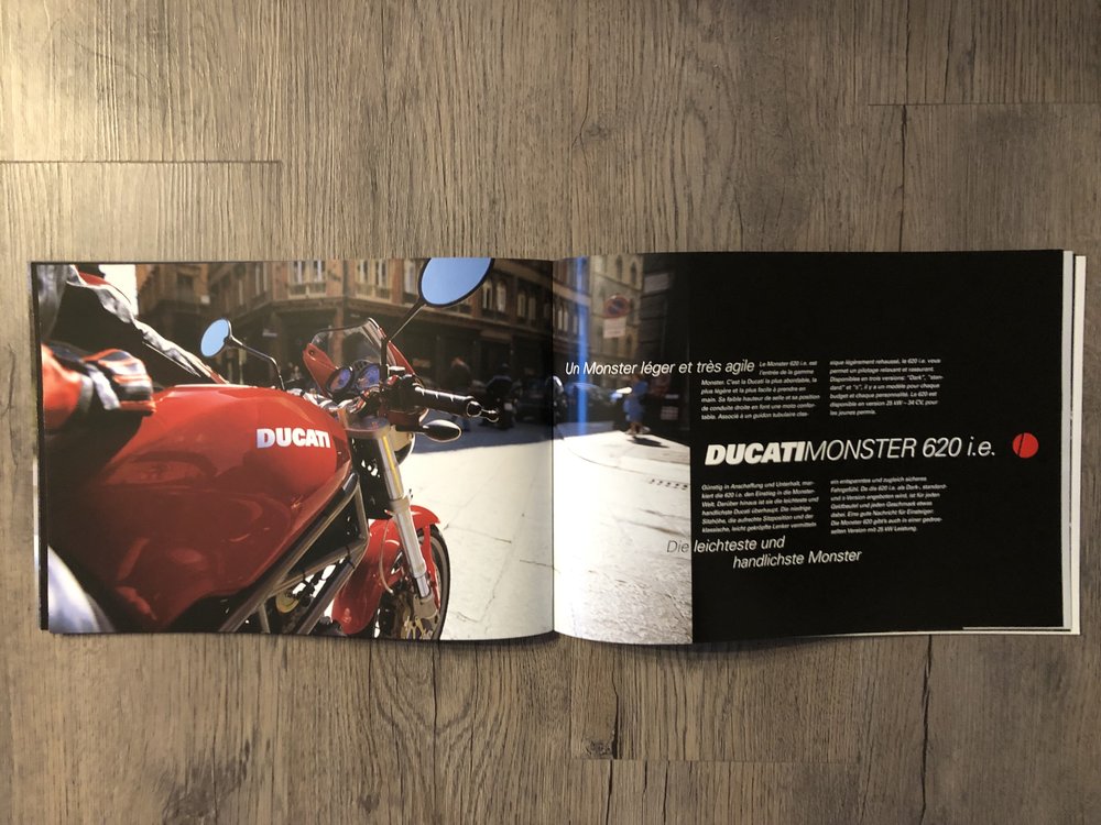 #86 Ducati Monster Gesamtprospekt 2003 Bild 7.JPG