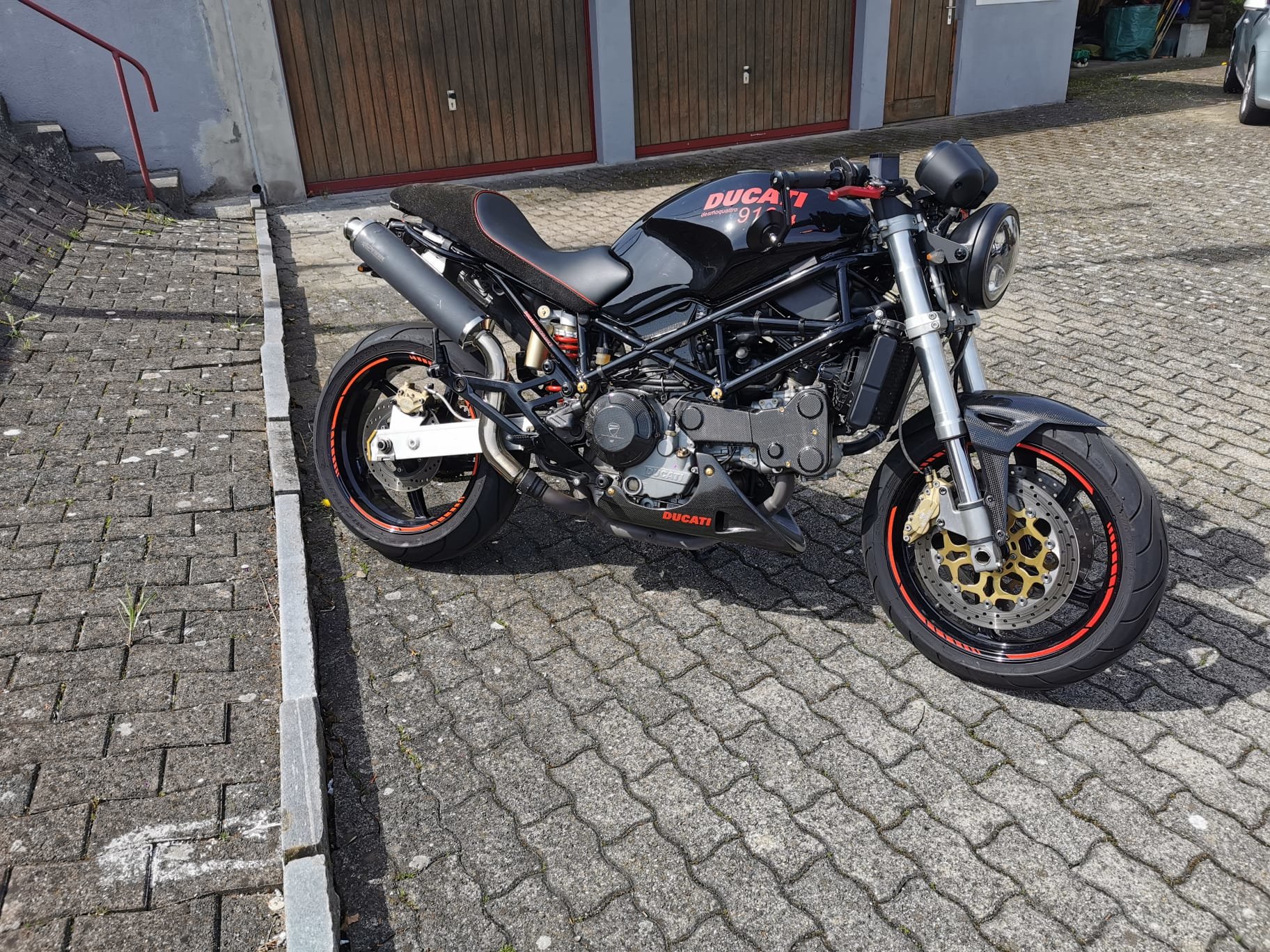 Ducati Monster Forum