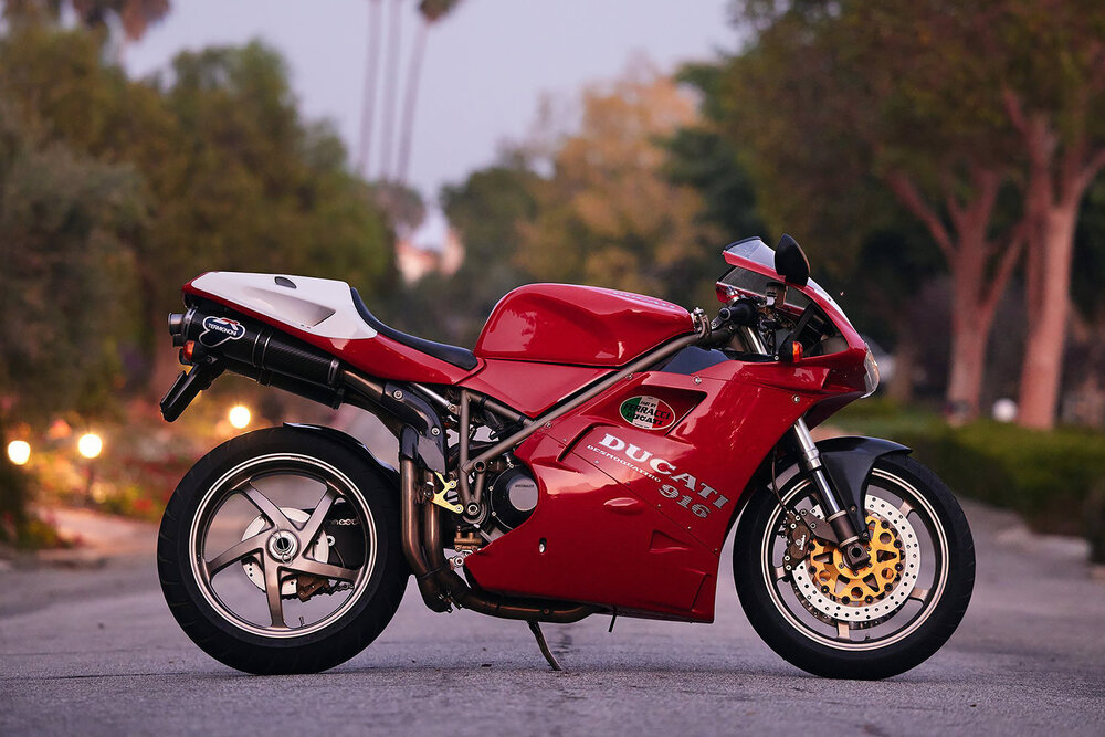 1997-ducati-916-sps.thumb.jpg.7038c313c26dddedf1ff9c266e3bcf73.jpg