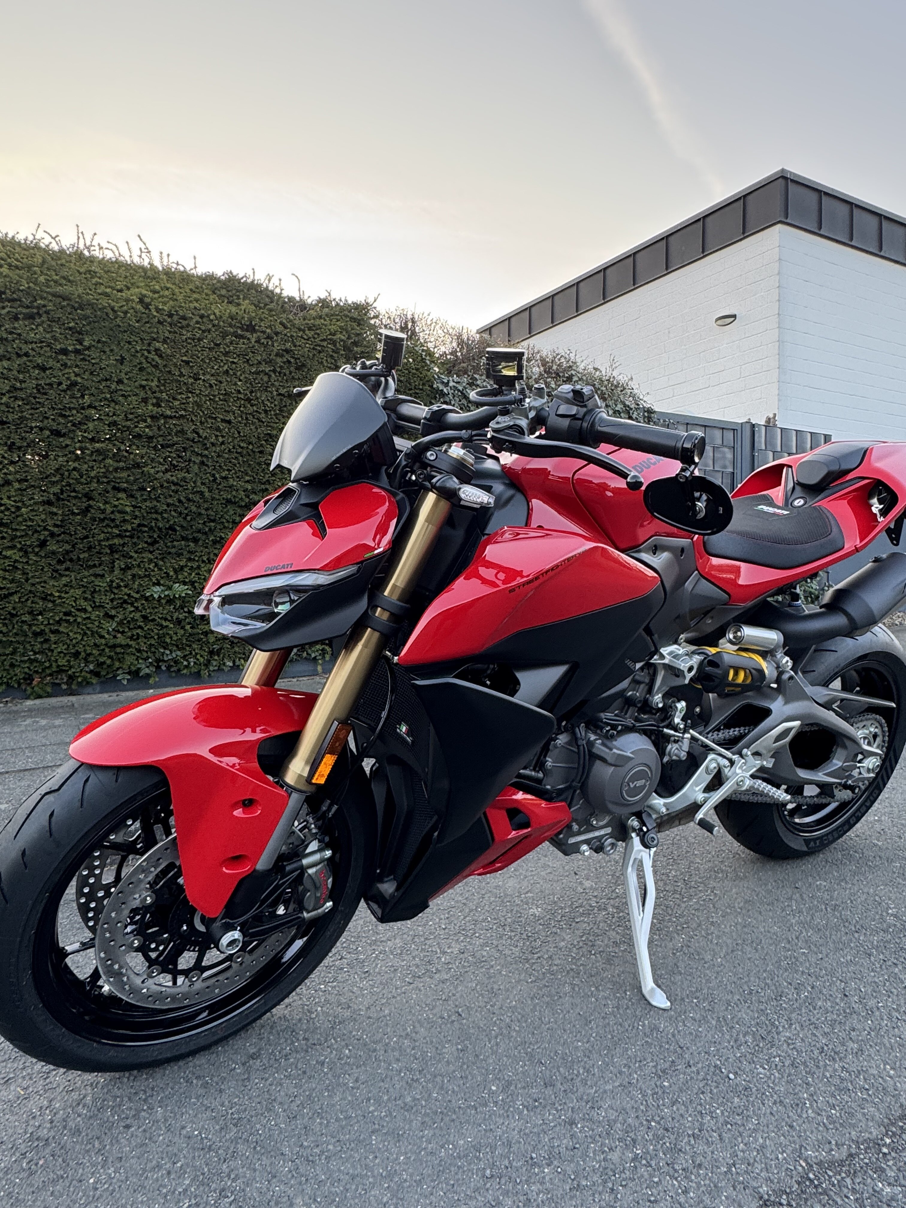 Ducati Streetfighter V2 890 ab 2025 Monster Cafe Allgemeines 