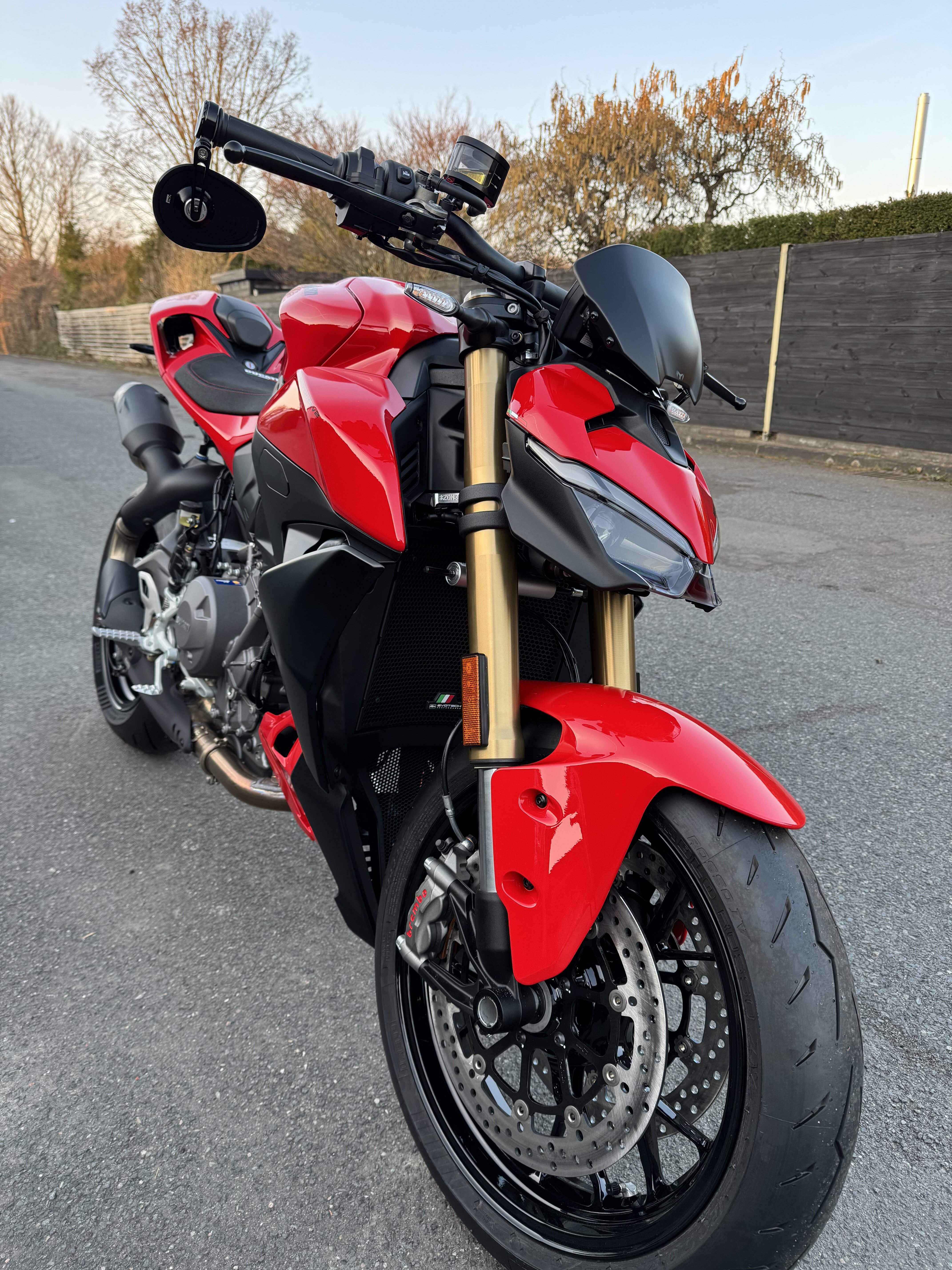 Ducati Streetfighter V2 890 ab 2025 Monster Cafe Allgemeines 
