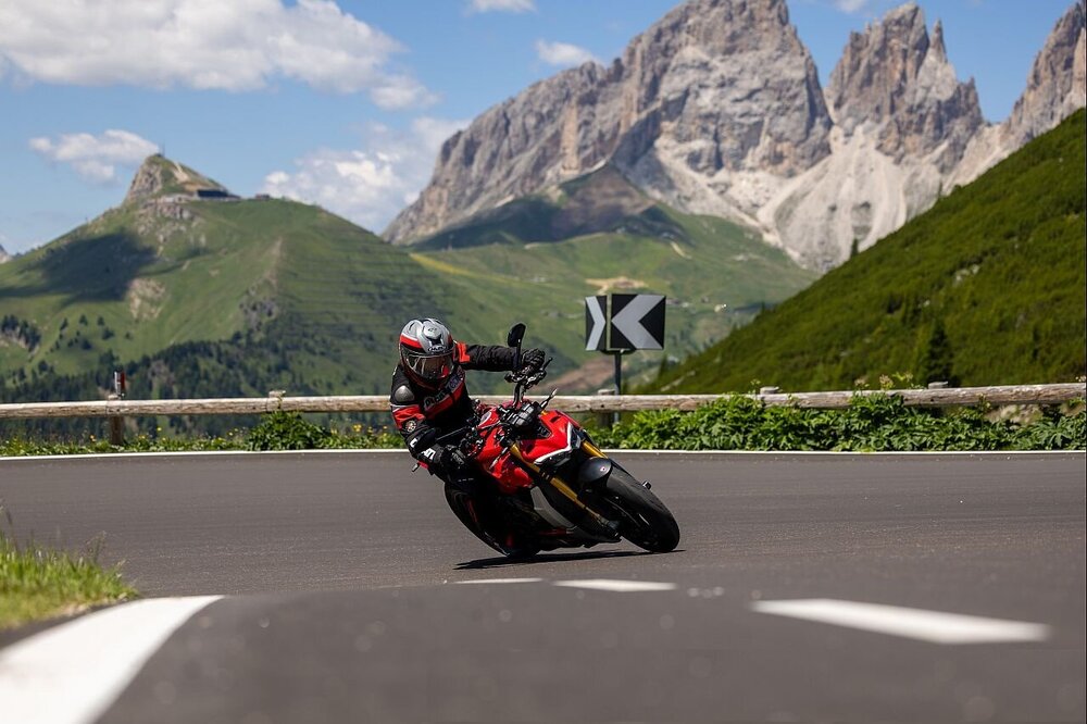 Passo_Pordoi_03.jpg
