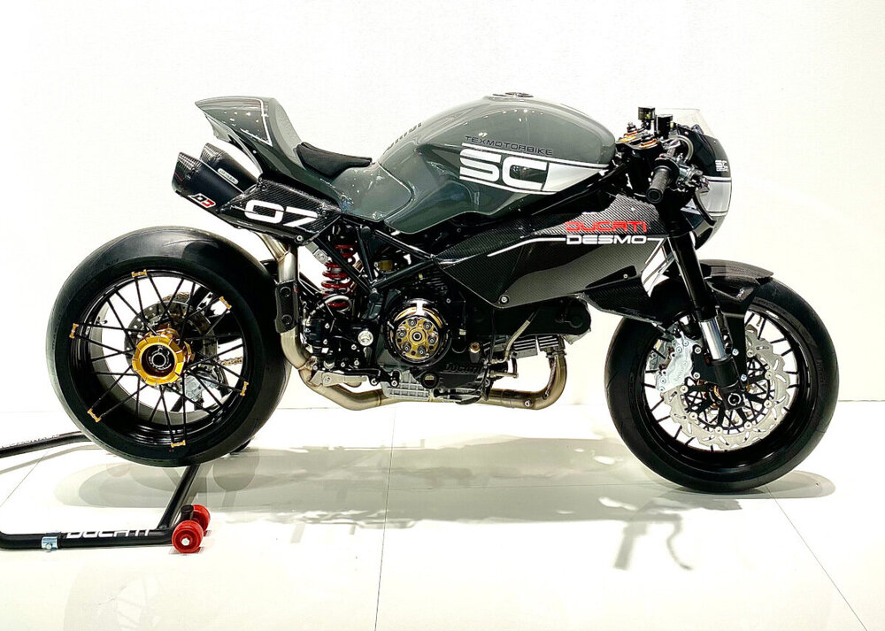 Ducati-Monster-Cafe-Racer-5-1.thumb.jpg.5b65eea7e1f29de0b09f2d2c62cf5e87.jpg